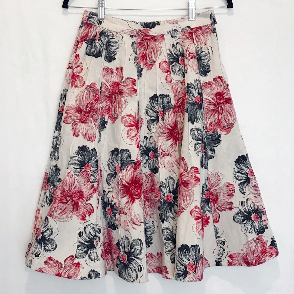SPROCKETS/Preowned Floral A-Line Pleated Multi-Color Skirt M
